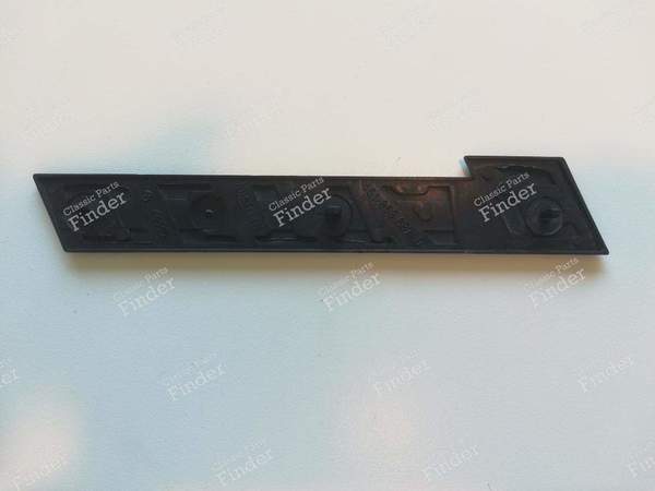Sigle de coffre modèle 'C' - VOLKSWAGEN (VW) Golf I / Rabbit / Caddy / Jetta - 161853687Q- 4