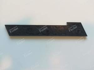 Sigle de coffre modèle 'C' - VOLKSWAGEN (VW) Golf I / Rabbit / Caddy / Jetta - 161853687Q- thumb-4