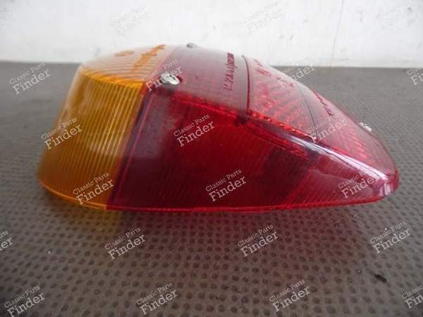 CABOCHON FEU ARRIERE 111945233F VW COCCINELLE - VOLKSWAGEN (VW) Käfer / Beetle / Coccinelle / Escarabajo - K33373- 8
