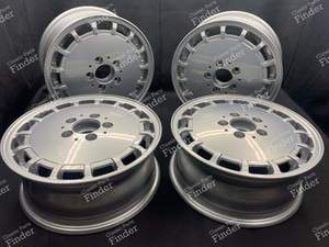 Original Mercedes W201 'Gullideckel' Alloy Wheels 6Jx15 ET49 for MERCEDES BENZ 190 (W201)