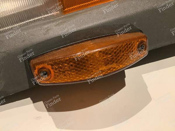 Feux clignotants / position + entourage de phare - PEUGEOT J9 - 7930526618- 2