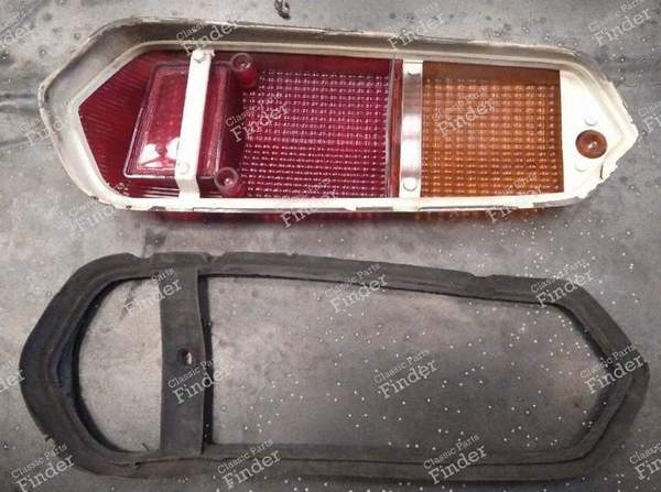 Taillight cabochon left - RENAULT 16 (R16) - 617D- 1