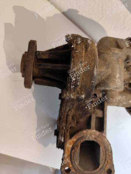 Water pump, thermostat housing - VOLKSWAGEN (VW) T3 - 056121013- 3