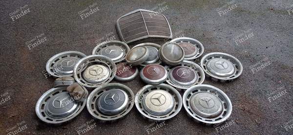 Hubcaps, headlights, indicators and radiator grille - MERCEDES BENZ W110 - 0