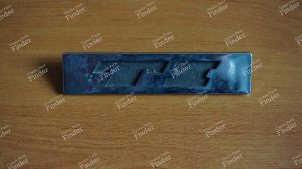 Monogramme 'TI' - PEUGEOT 504 - 0