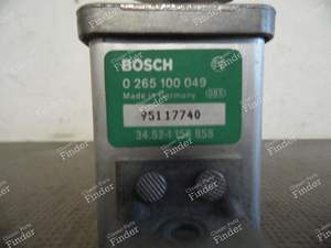 BOITIER DE COMMANDE ABS BMW M5 - BMW 5 (E34)