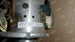 Ignition distributor - VOLKSWAGEN (VW) Golf II / Jetta - BOSCH 0231194001 - VW 052905205F- thumb-4
