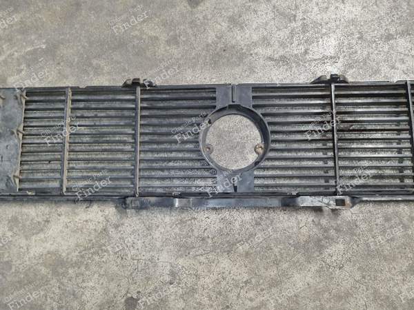 Kühlergrill - VOLKSWAGEN (VW) Golf I / Rabbit / Caddy / Jetta - 4