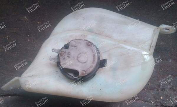 Windshield washer reservoir with pump - PEUGEOT 305 - 768268- 0