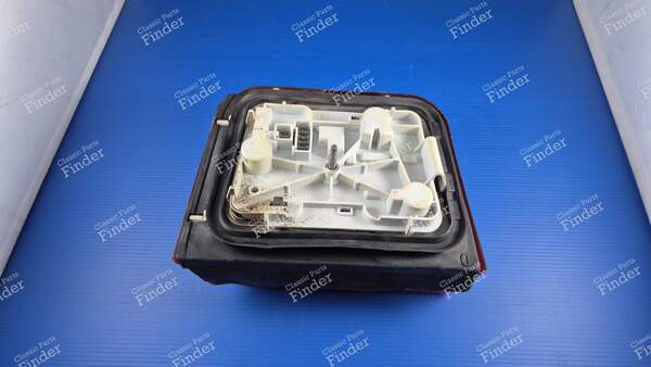 Komplettes rechtes Rücklicht - PEUGEOT 205 - 20970- 3