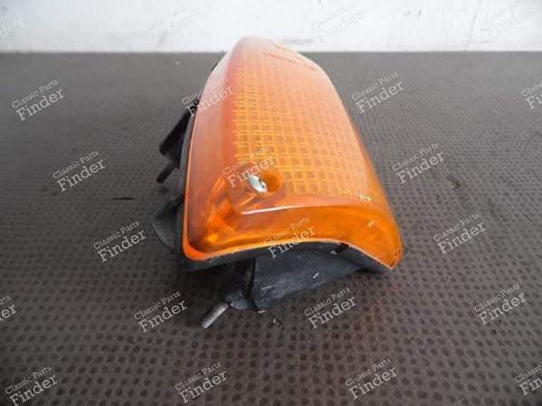 CLIGNOTANT DROIT 63131372366 BMW SERIE 6 E24 - BMW 6 (E24) - 63131372366- 4