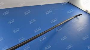 Untere Heckscheibenleiste an der Heckklappe - Kombiversion - PEUGEOT 405 / Pars / Khazar - 8746.54- thumb-3