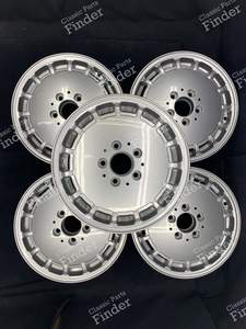Original 'Gullideckel' Alloy Wheels 6Jx15 ET49 - MERCEDES BENZ 190 (W201) - 2014001502- thumb-1