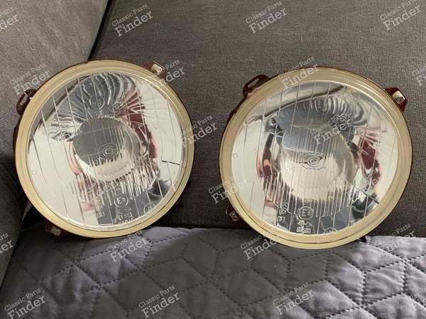 Deux optiques de phares - RENAULT 4 / 3 / F (R4) - 155- 0