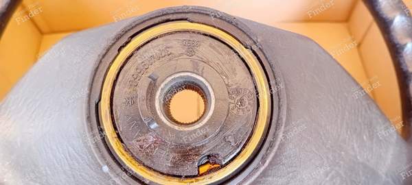 Volant d'origine V.W. - VOLKSWAGEN (VW) Golf I / Rabbit / Caddy / Jetta - 321419660- 3