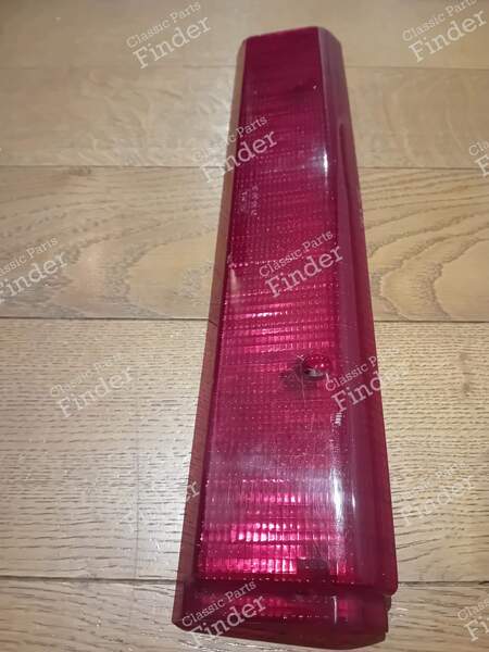 Taillight Lens / Center Rear Reflector - RENAULT 15 / 17 (R15 - R17) - 21330001- 2