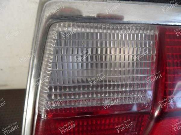 RÜCKLICHT RECHTS 2261R BMW E12 PHASE 1 - BMW 5 (E12) - 2261R- 1