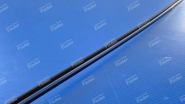 Untere Heckscheibenleiste an der Heckklappe - Kombiversion - PEUGEOT 405 / Pars / Khazar - 8746.54- 4