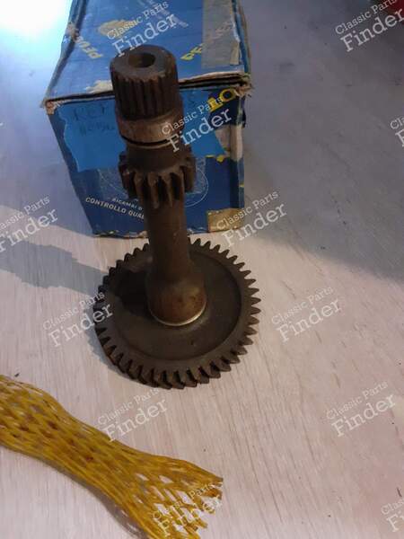 Gear on the transmission input shaft - PEUGEOT 304 - 2301.38- 2