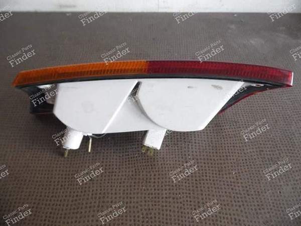 RIGHT REAR LIGHT - RENAULT 5 / 7 (R5 / Siete) - 913D- 4