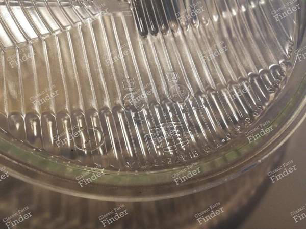 Pair of headlight lenses - VOLKSWAGEN (VW) Käfer / Beetle / Coccinelle / Escarabajo - K11667 / 11-92587 / 4475 R7- 7