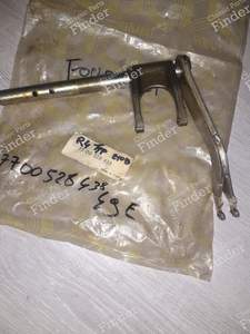 Gearbox fork - RENAULT 4 / 3 / F (R4) - 7700528438- thumb-1