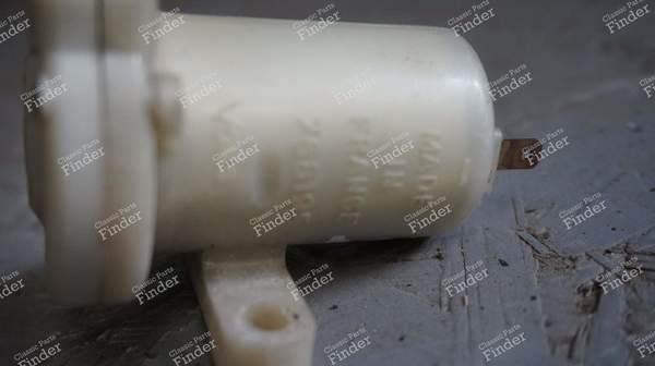 Pompe de lave-glace - PEUGEOT 304 - 6434.22- 5