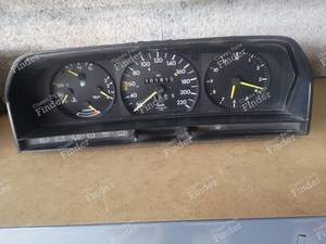 Compteur version 190 'carbu' - MERCEDES BENZ 190 (W201)