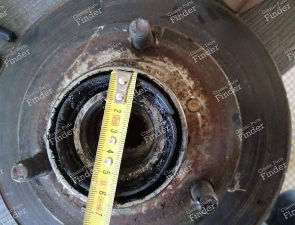 Brake drums for Renault 4, 5 and 6 - RENAULT 5 / 7 (R5 / Siete) - 0