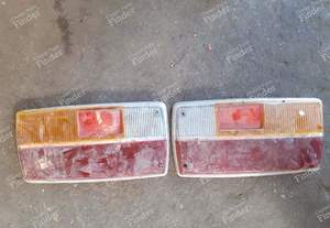 Left and right tail lamp covers - PEUGEOT 304