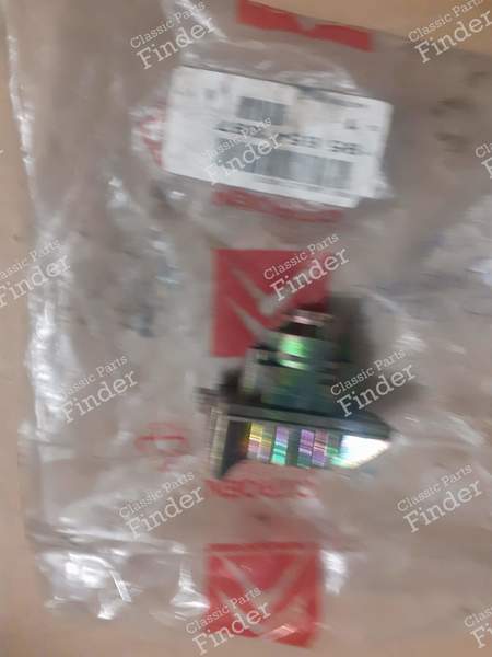 Door opener bracket - Locking inserts - CITROËN XM - 95654097- 2