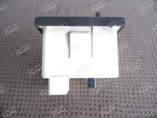 HORLOGE KIENZLE 7700830614 RENAULT CLIO - RENAULT Clio 1 - 77 00 830 614- 4