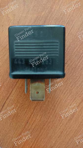 Relay 217 - AUDI 80/90 (B3/B4) - 443951253- 2