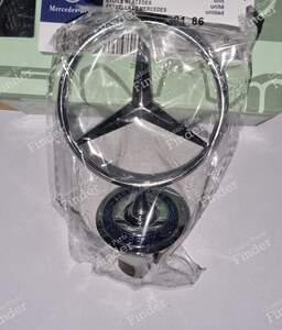Mercedes-Benz Emblem - MERCEDES BENZ S (W220)