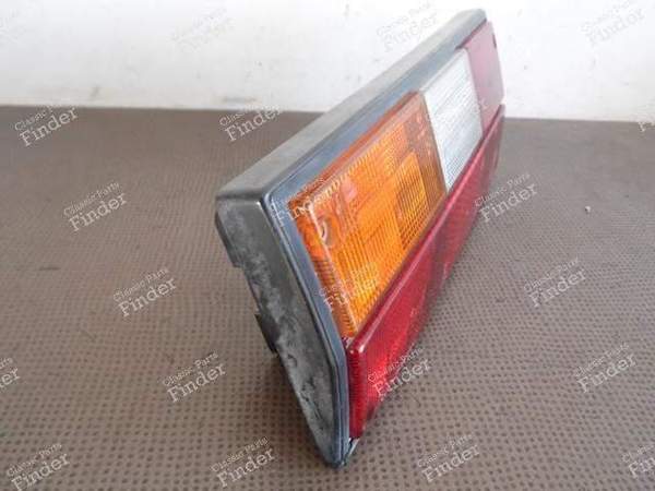 REAR LEFT LIGHT 251945111F VOLKSWAGEN T3 - VOLKSWAGEN (VW) T3 - 3681519- 8