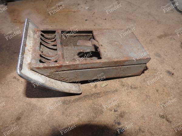 Original Aschenbecher - OPEL Kapitän (P 2.5) - 1