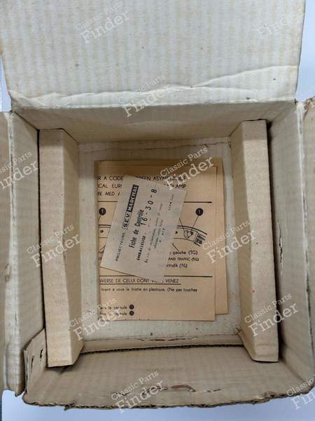 Scheinwerfer + Gehäuse - SIMCA 900 / Simc'4 / 1000 / 1005 / 1006 / 1118 /Abarth 1150 - 59743 / 22831- 6