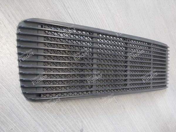 ENGINE HOOD GRILLE - PORSCHE 911 / 912 E (G Modell) - 91155941100 Equiv. 91155941101 / 91155904104- 1