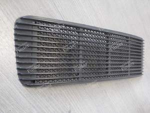 ENGINE HOOD GRILLE - PORSCHE 911 / 912 E (G Modell) - 91155941100 Equiv. 91155941101 / 91155904104- thumb-1