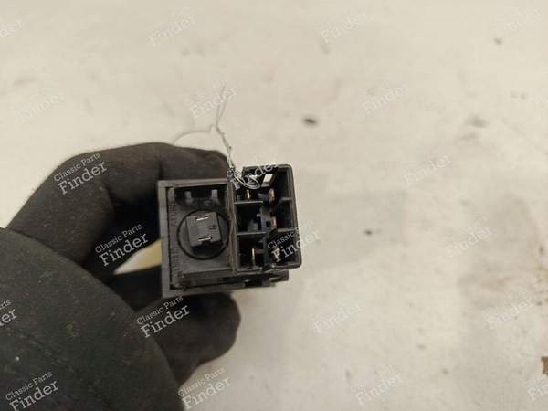 Commande de dégivrage de lunette arrière - RENAULT 5 (Supercinq) / Express / Rapid (R5) - 1
