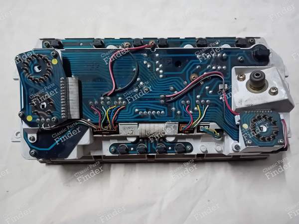 Compteur digital - version GTX - MAZDA 323 / Familia (BF) - 3