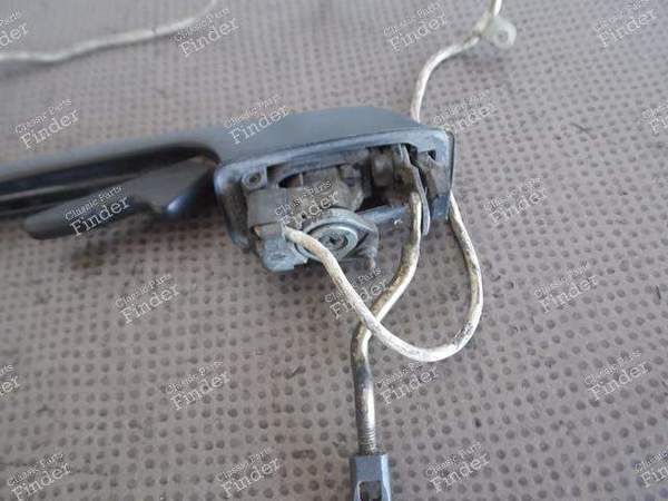 RIGHT OUTER HANDLE - PORSCHE 944 - 94453706200 equiv. 94453890606- 6