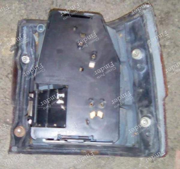 Left tail light for Renault 11 phase 1 - RENAULT 9 / Alliance / Broadway / 11 / Encore (R9 / R11) - 7701366556- 1