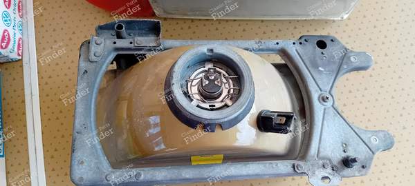 Optiques de phare + clignotant - AUDI 80 / 4000 / 5+5 (B2) - 1305621025 (D) / 1305621024 (G)- 4