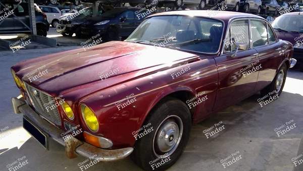 Jaguar XJ6 PHASE I engine : 4.2 L 6 cylinders from 1969 - JAGUAR XJ (Serie 1 / Serie 2 / Serie 3) - 1