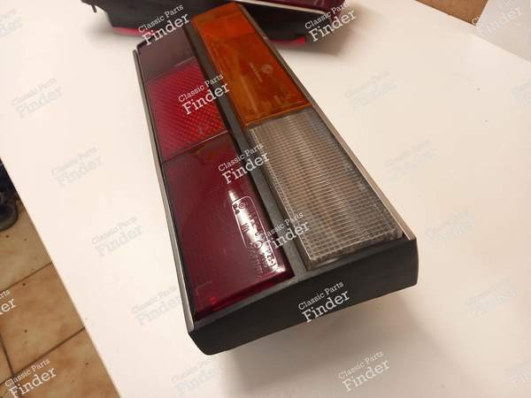 Pair of rear lights - AUDI 100 / 200 / 5000 (C2) - 431945217A (L) / 431945218A (R)- 9