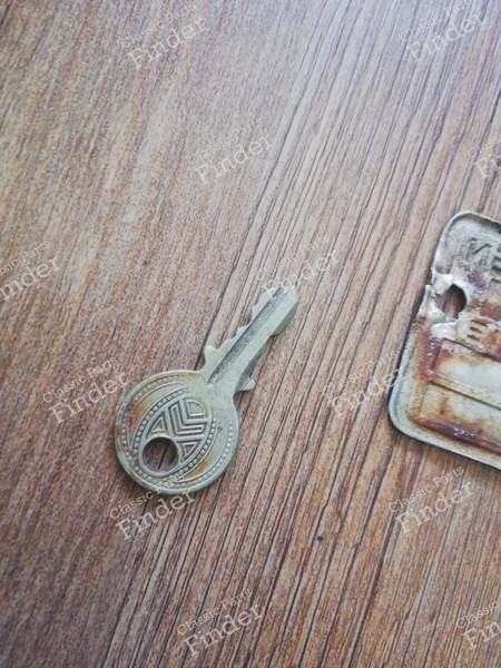 Plaque d'identification chassis - 15 SIX - CITROËN Traction Avant (7 / 11 / 15) - 2