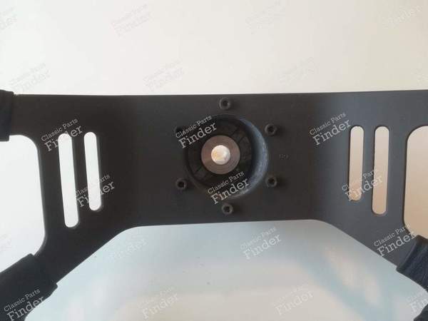 Volant sport d'origine - 'New Old Stock' - RENAULT Fuego - 7704001818- 2