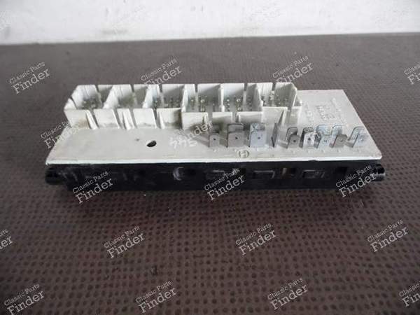 SICHERUNGSKASTEN 477941813 PORSCHE 944 & 924 - PORSCHE 944 - 477.941.813- 7