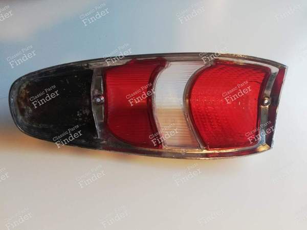 Set of two rear lights - MERCEDES BENZ 180 / 190 (W120 / W121) (Kleiner Ponton) - 1208200064 / K13333- 9